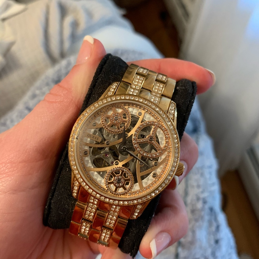 Limited Addition Guess Watch - Picture 2 of 7